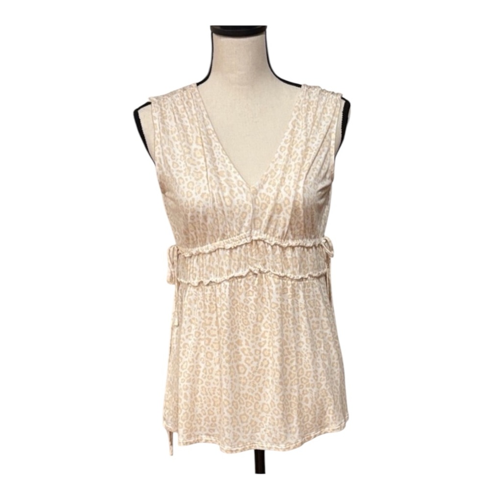 Maurices Cream Sleeveless Blouse